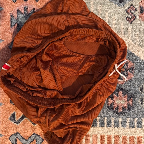 Tracksmith Van Cortland Running Shorts - Picture 3 of 3